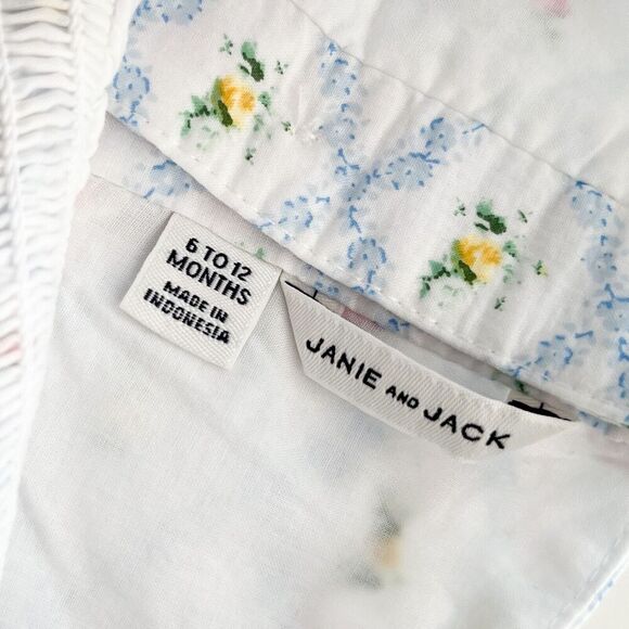 Janie and Jack The Lily Floral Smocked Baby Bubble Romper 6-12 months Spring - Picture 6 of 7